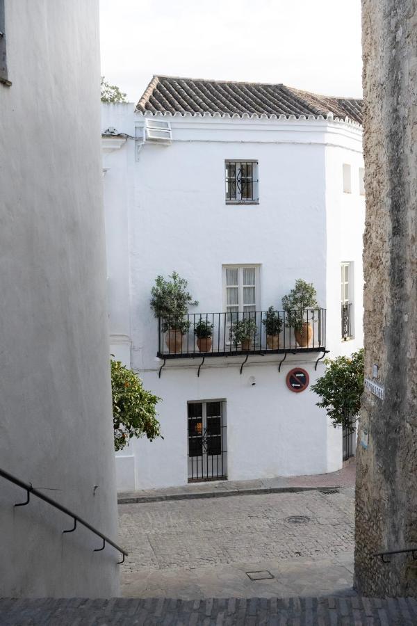 Hotel Plaza 18 - Grupo Califa Vejer de la Frontera Exterior photo